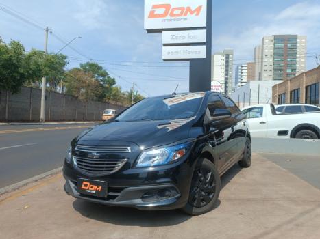 CHEVROLET Onix Hatch 1.4 4P FLEX LT, Foto 3