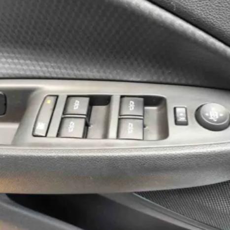 CHEVROLET Onix Sedan 1.0 4P FLEX LTZ PLUS TURBO, Foto 6