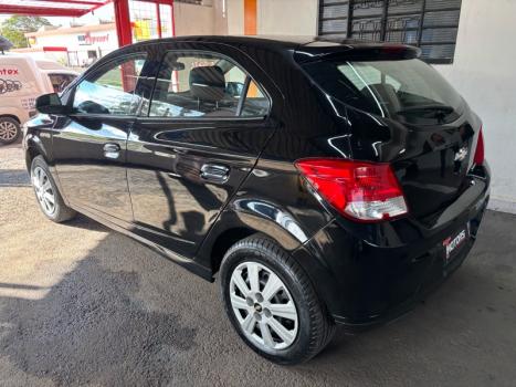 CHEVROLET Onix Sedan 1.0 4P FLEX LT, Foto 4