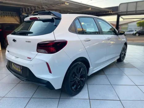 CHEVROLET Onix Sedan , Foto 2