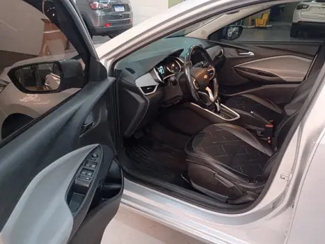 CHEVROLET Onix Sedan 1.0 12V 4P FLEX PREMIER PLUS TURBO AUTOMTICO, Foto 4