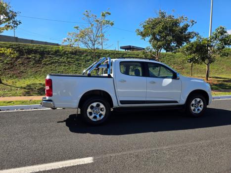 CHEVROLET S10 2.4 FLEX LTZ CABINE DUPLA, Foto 2