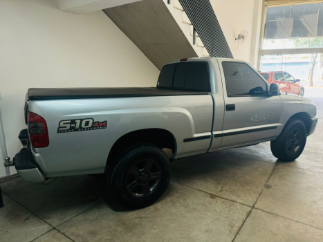 CHEVROLET S10 2.8 12V COLINA 4X4 CABINE SIMPLES TURBO DIESEL, Foto 3