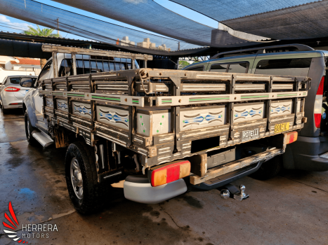 CHEVROLET S10 2.8 16V LS CABINE SIMPLES 4X4 TURBO DIESEL, Foto 2