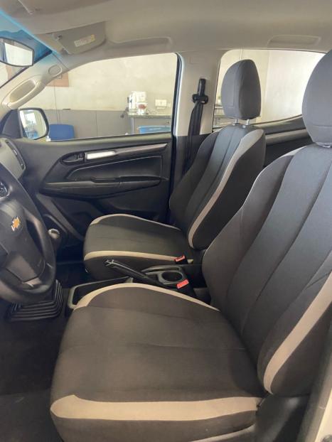 CHEVROLET S10 2.8 16V LS CABINE DUPLA 4X4 TURBO DIESEL, Foto 8