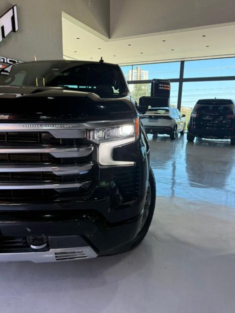 CHEVROLET Silverado 5.3 V8 1500 HIGH COUNTRY CABINE DUPLA 4X4 AUTOMTICO, Foto 4
