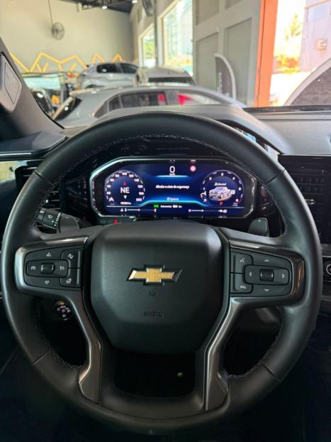 CHEVROLET Silverado 5.3 V8 1500 HIGH COUNTRY CABINE DUPLA 4X4 AUTOMTICO, Foto 14
