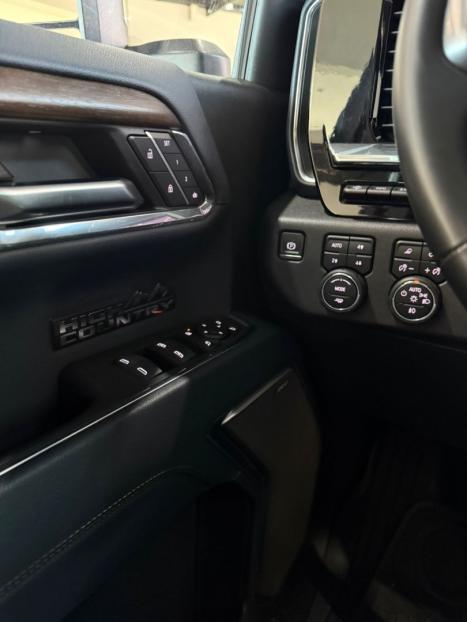 CHEVROLET Silverado 5.3 V8 1500 HIGH COUNTRY CABINE DUPLA 4X4 AUTOMTICO, Foto 17