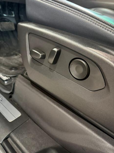 CHEVROLET Silverado 5.3 V8 1500 HIGH COUNTRY CABINE DUPLA 4X4 AUTOMTICO, Foto 19
