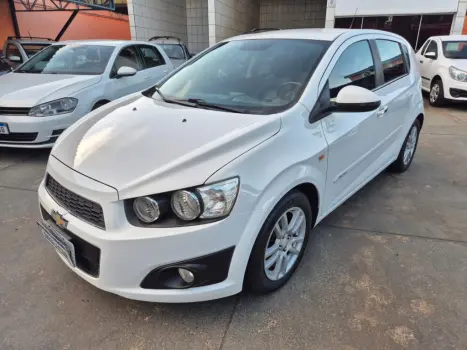 CHEVROLET Sonic Hatch 1.6 16V 4P LTZ FLEX AUTOMTICO, Foto 2