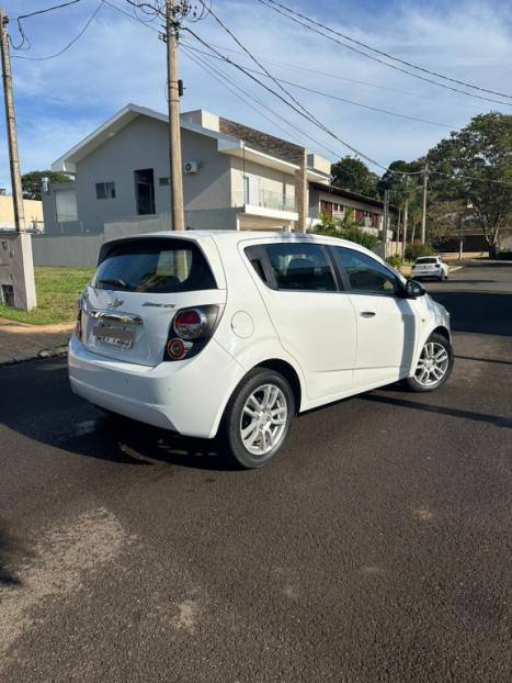 CHEVROLET Sonic Hatch 1.6 16V 4P LTZ FLEX AUTOMTICO, Foto 3