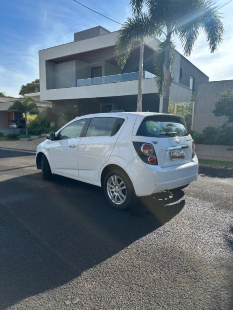 CHEVROLET Sonic Hatch 1.6 16V 4P LTZ FLEX AUTOMTICO, Foto 4
