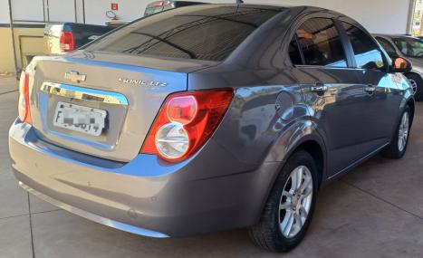 CHEVROLET Sonic Sedan 1.6 16V 4P LTZ FLEX AUTOMTICO, Foto 5