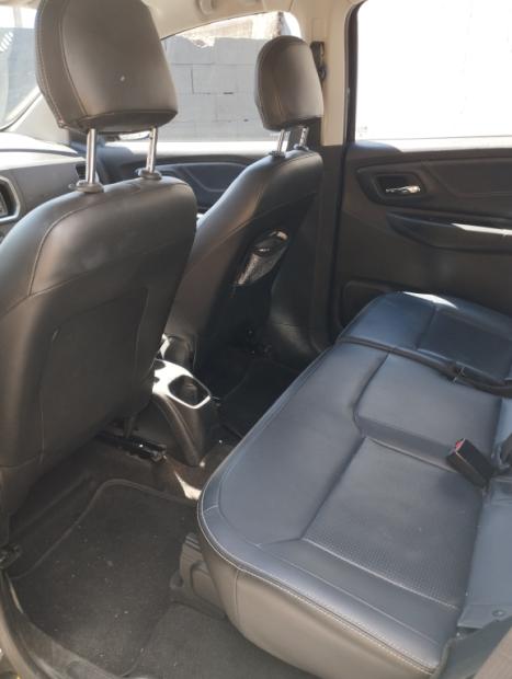 CHEVROLET Spin 1.8 4P FLEX PREMIER 7 LUGARES AUTOMTICO, Foto 4