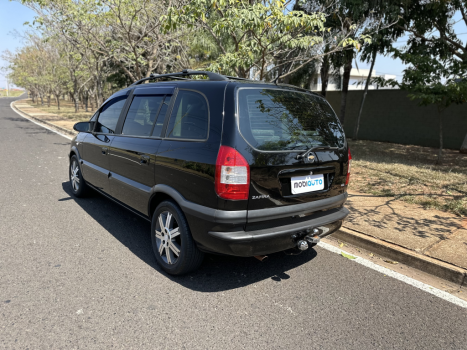 CHEVROLET Zafira 2.0 4P ELEGANCE AUTOMTICO, Foto 4