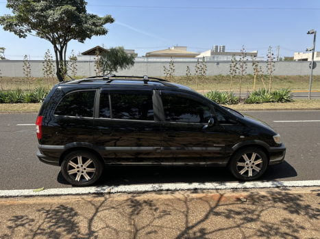 CHEVROLET Zafira 2.0 4P ELEGANCE AUTOMTICO, Foto 6