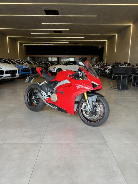 DUCATI Panigale 1100 V4 S, Foto 1