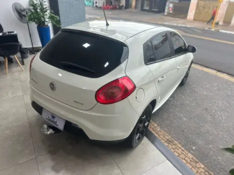 FIAT Bravo 1.8 16V 4P ESSENCE FLEX, Foto 4