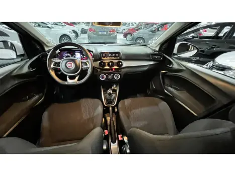FIAT Cronos 1.3 4P FLEX, Foto 7