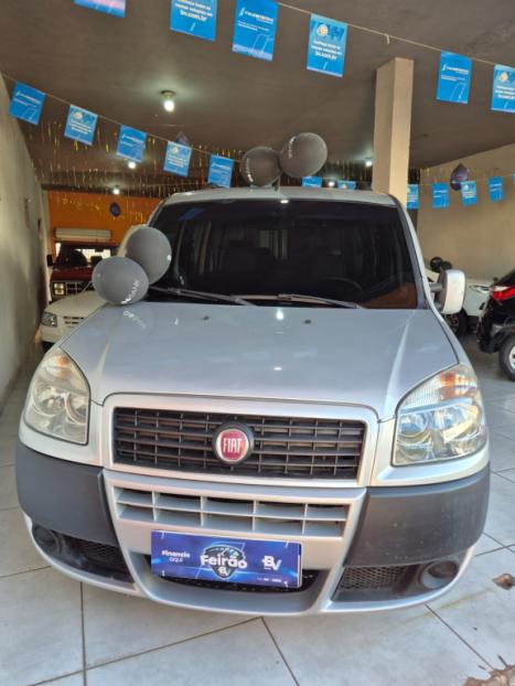 FIAT Doblo 1.8 16V 4P FLEX ESSENCE 7 LUGARES, Foto 2