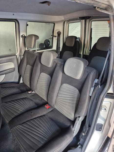 FIAT Doblo 1.8 16V 4P FLEX ESSENCE 7 LUGARES, Foto 9