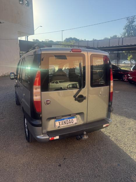 FIAT Doblo 1.8 16V 4P FLEX ESSENCE 7 LUGARES, Foto 8