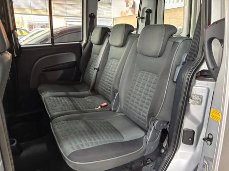 FIAT Doblo 1.8 16V 4P FLEX ADVENTURE 6 LUGARES, Foto 6