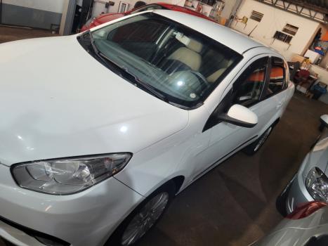 FIAT Grand Siena 1.6 16V 4P ESSENCE FLEX, Foto 2