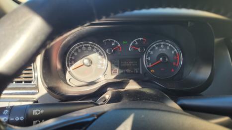 FIAT Linea 1.8 16V 4P FLEX ESSENCE DUALOGIC AUTOMATIZADO, Foto 3