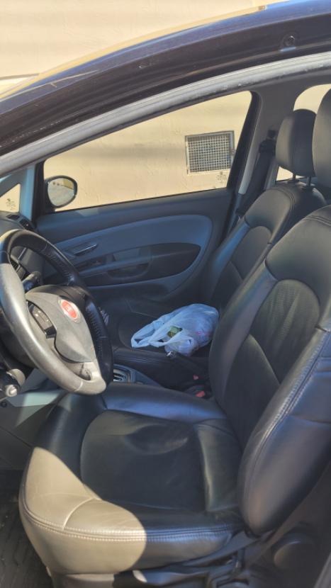 FIAT Linea 1.8 16V 4P FLEX ESSENCE DUALOGIC AUTOMATIZADO, Foto 4