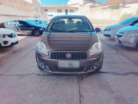 FIAT Linea 1.8 16V 4P FLEX ABSOLUTE DUALOGIC AUTOMATIZADO, Foto 2