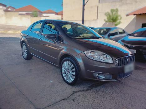 FIAT Linea 1.8 16V 4P FLEX ABSOLUTE DUALOGIC AUTOMATIZADO, Foto 3