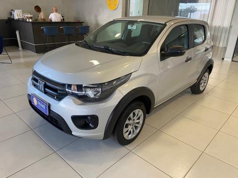 FIAT Mobi 1.0 4P FLEX DRIVE FIRE FLY, Foto 2