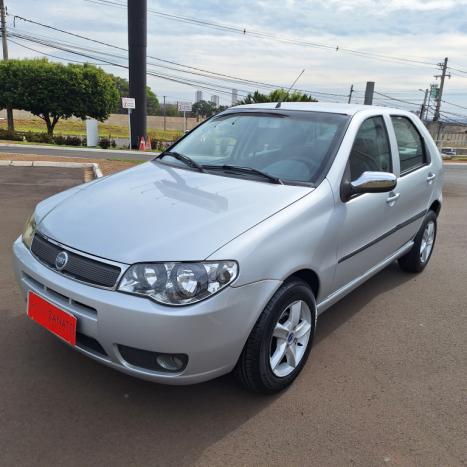 FIAT Palio 1.4 4P FLEX ELX, Foto 2
