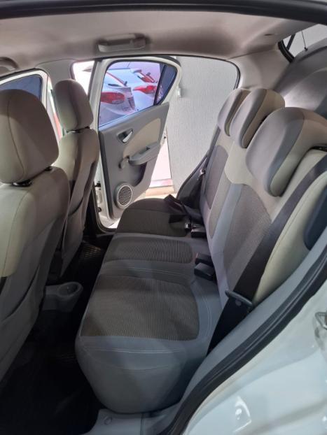 FIAT Palio 1.6 16V 4P FLEX ESSENCE DUALOGIC AUTOMATIZADO, Foto 9