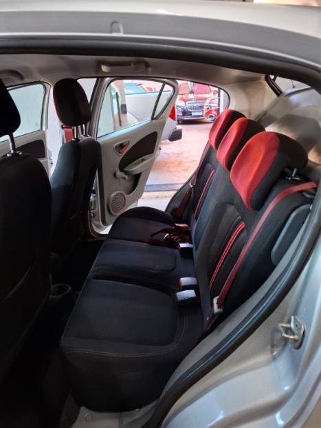 FIAT Palio 1.6 16V 4P FLEX SPORTING, Foto 6