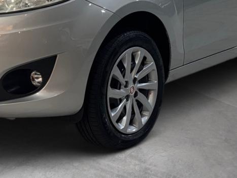 FIAT Palio 1.6 16V 4P FLEX ESSENCE, Foto 3