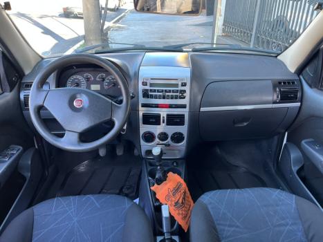 FIAT Palio 1.8 4P HLX, Foto 9