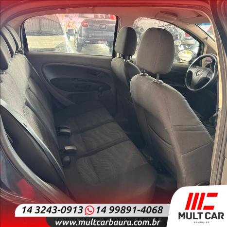 FIAT Punto 1.4 4P FLEX ATTRACTIVE ITALIA, Foto 16