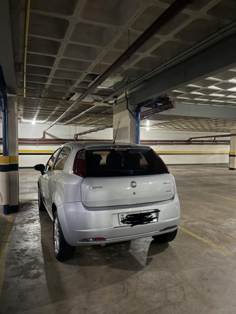 FIAT Punto 1.6 16V 4P ESSENCE FLEX, Foto 1