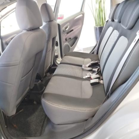 FIAT Punto 1.6 16V 4P ESSENCE FLEX, Foto 8