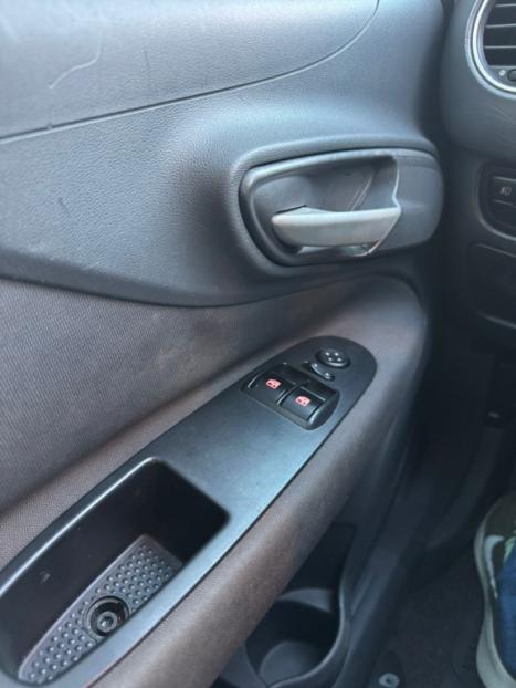 FIAT Punto 1.6 16V 4P ESSENCE FLEX, Foto 7