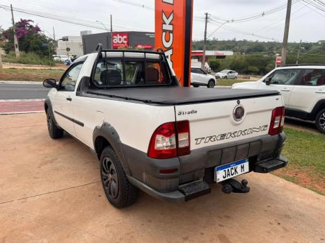 FIAT Strada 1.6 16V FLEX TREKING CABINE SIMPLES, Foto 4