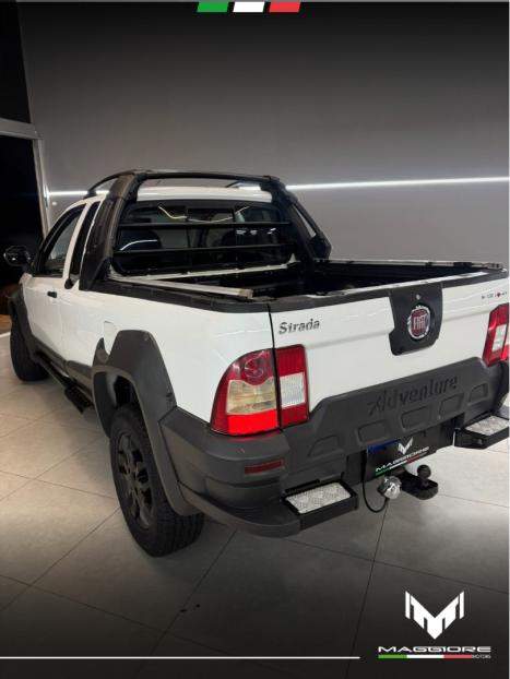 FIAT Strada 1.8 16V FLEX ADVENTURE LOCKER CABINE ESTENDIDA, Foto 5