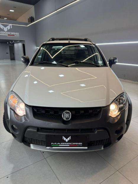 FIAT Strada 1.8 16V ADVENTURE LOCKER  FLEX CABINE DUPLA MANGALARGA MARCHADOR, Foto 2
