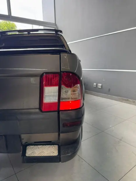 FIAT Strada 1.8 16V TREKKING FLEX CABINE ESTENDIDA MANGALARGA MARCHADOR, Foto 3