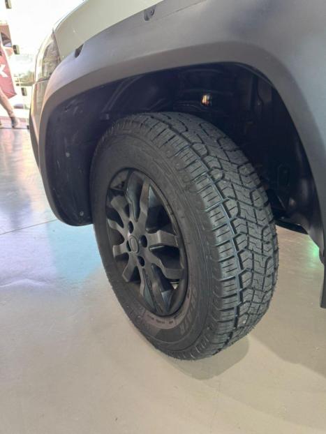 FIAT Strada 1.8 16V ADVENTURE LOCKER  FLEX CABINE DUPLA MANGALARGA MARCHADOR, Foto 14