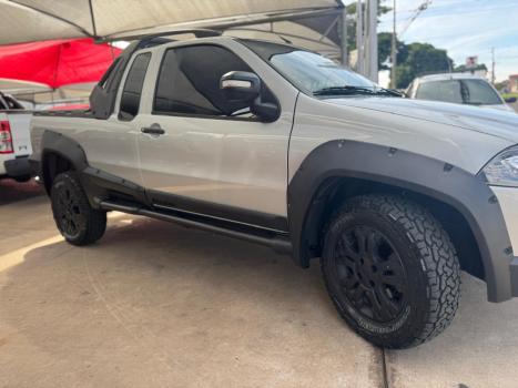 FIAT Strada 1.8 FLEX ADVENTURE CABINE ESTENDIDA, Foto 4