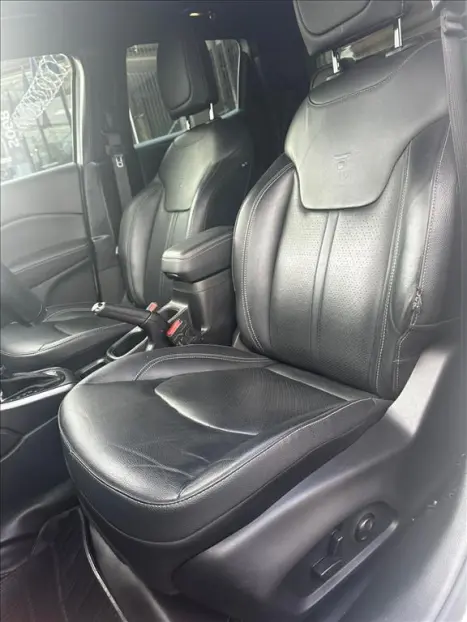 FIAT Toro 1.3 16V 4P FLEX 270 TURBO VOLCANO AUTOMTICO, Foto 13