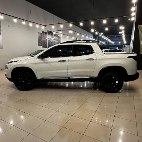 FIAT Toro 1.3 16V 4P FLEX 270 TURBO VOLCANO AUTOMTICO, Foto 3